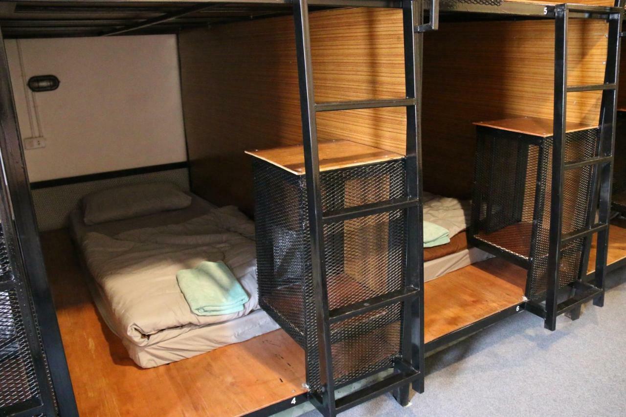 צ'יאנג מאי Family Home 2 Chiangmai (Adults Only) מראה חיצוני תמונה